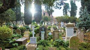 6 Beautiful Cemeteries to Visit Around The World